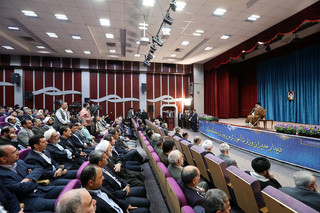 حضور و سخنرانی آیتالله خامنهای رهبر انقلاب اسلامی در دانشگاه فرهنگیان
