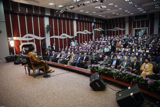 حضور و سخنرانی آیتالله خامنهای رهبر انقلاب اسلامی در دانشگاه فرهنگیان