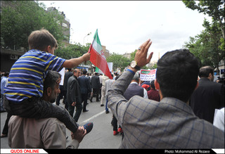 راهپیمایی ضداستکباری مردم مشهد پس از نماز جمعه
