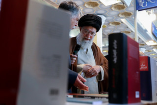 بازدید مقام معظم رهبری
از سیویکمین نمایشگاه بینالمللی کتاب تهران