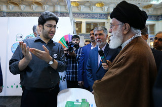 بازدید مقام معظم رهبری
از سیویکمین نمایشگاه بینالمللی کتاب تهران
