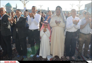 نماز باشکوه عید سعید فطر در حرم امام رضا(ع) اقامه شد/گزارش تصویری