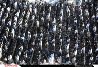 نماز باشکوه عید سعید فطر در حرم امام رضا(ع) اقامه شد/گزارش تصویری