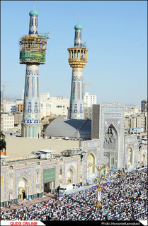 نماز باشکوه عید سعید فطر در حرم امام رضا(ع) اقامه شد/گزارش تصویری
