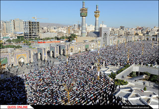 نماز باشکوه عید سعید فطر در حرم امام رضا(ع) اقامه شد/گزارش تصویری