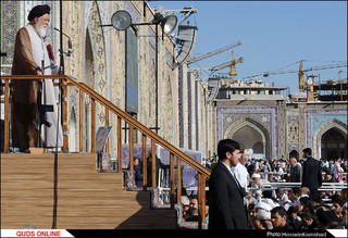 نماز باشکوه عید سعید فطر در حرم امام رضا(ع) اقامه شد/گزارش تصویری