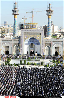 نماز باشکوه عید سعید فطر در حرم امام رضا(ع) اقامه شد/گزارش تصویری