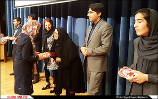 مراسم پایان سال تحصیلی و تقدیر از برگزیدگان جشنواره های کشوری دبیرستان آرمینه مصلی نژاد