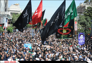 پیکر شهید دفاع مقدس در اجتماع صادقیون مشهد تشییع شد/گزارش تصویری