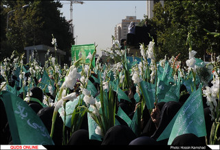 گلباران حرم مطهر رضوی در روز میلاد بانوی کرامت /گزارش تصویری