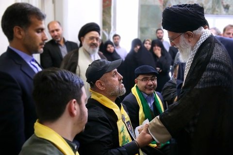 فیلم | سخنان شنیدنی پدر یکی از شهدای حزب الله خطاب به رهبر انقلاب پدر شهید حزب الله لبنان
