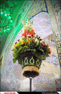 تعویض گل ضریح مطهر امام رضا علیه السلام/گزارش تصویری