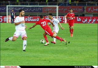 دیدار تیم های فوتبال پدیده -پرسپولیس