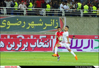 دیدار تیم های فوتبال پدیده -پرسپولیس