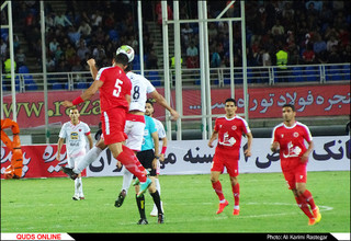 دیدار تیم های فوتبال پدیده -پرسپولیس