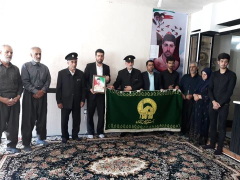 دیدار خادمان آستان قدس رضوی با خانواده شهدای مرزبان کردستان شهدای مرزبان کردستان
