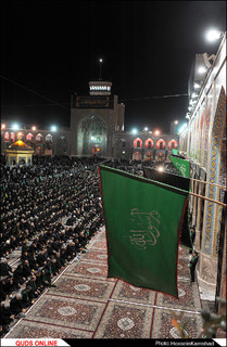 مراسم آیینی شام غریبان سیدالشهدا(ع) در حرم مطهر رضوی برگزار شد/گزارش تصویری