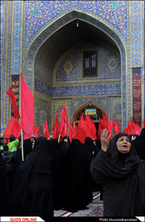 آیین بدرقه خدام اربعین حسینی در حرم مطهر رضوی برگزار شد/گزارش تصویری