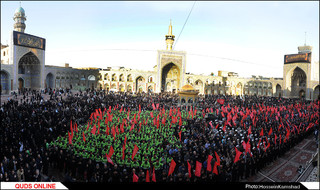 آیین بدرقه خدام اربعین حسینی در حرم مطهر رضوی برگزار شد/گزارش تصویری