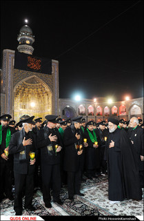 آیین سنتی خطبهخوانی شب شهادت امام رضا(ع) برگزار شد /گزارش تصویری