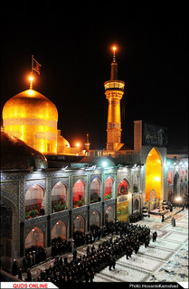 آیین سنتی خطبهخوانی شب شهادت امام رضا(ع) برگزار شد /گزارش تصویری