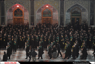 آیین سنتی خطبهخوانی شب شهادت امام رضا(ع) برگزار شد /گزارش تصویری