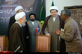 نشست خبری همایش بینالمللی «امام رضا(ع) و گفتگوی ادیان»