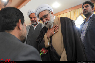 بازدید تولیت آستان قدس رضوی از جانبازان آسایشگاه امام خمینی