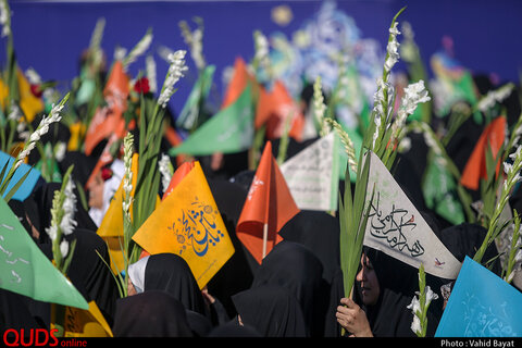 گلباران حرم مطهر رضوی در روز میلاد حضرت معصومه سلام الله علیها