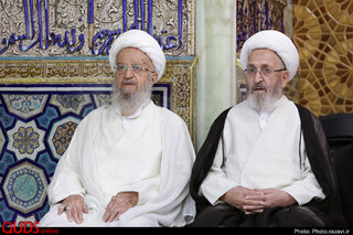 غباروبی مضجع مطهر رضوی