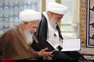 غباروبی مضجع مطهر رضوی