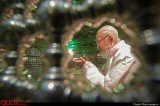 غباروبی مضجع مطهر رضوی