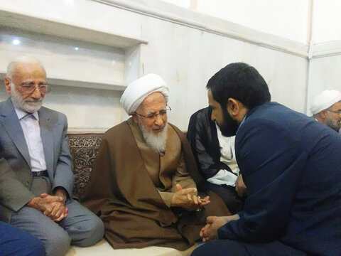 باید شبهات دینی را با استدلال علمی ومنطقی پاسخ داد/خبرنگاران سربازان مقابله با تهاجم فرهنگی هستند/خبرنگاران باید به اسلحه علم و دانش مجهز شوند آیت الله جوادی آملی