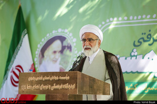 افتتاحیه اردوهای نخبگانی «هفت روز در بهشت»
