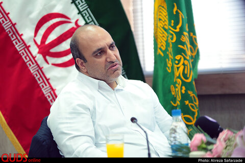 ایجاد پارکینگ در میدان شهدا و خیابان هفده شهریور با ظرفیت ۲هزار خودرو در مشهد/فیلم بازدید شهردار مشهد از روزنامه قدس در روز خبرنگار