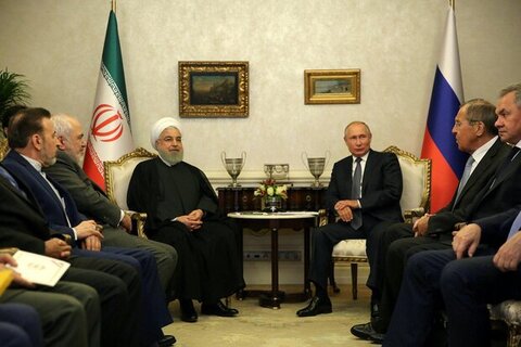 دیدار پوتین با روحانی روحانی و پوتین