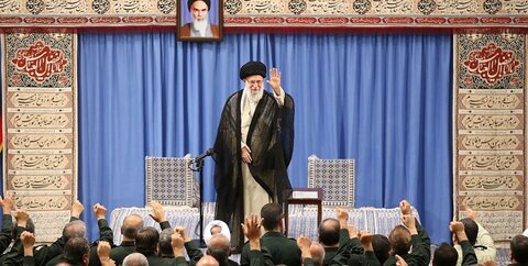 سیاست فشار حداکثری آمریکا شکست خورد/ کاهش تعهدات هستهای ادامه خواهد یافت
دیدار رهبر انقلاب با فرماندهان سپاه