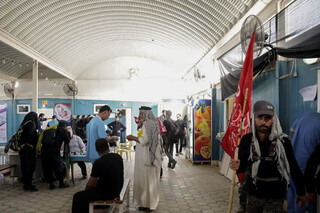 خدمت رسانی بیمارستان سیار رضوی در مسیر نجف و کربلا