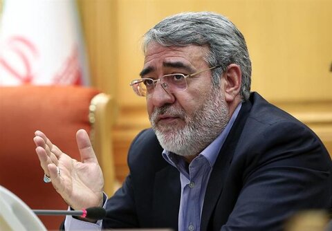 رحمانی فضلی: مسئولیت اجرای پروتکلهای بازفعالیت واحدهای صنفی با اصناف و وزارت صمت است
رحمانی فضلی