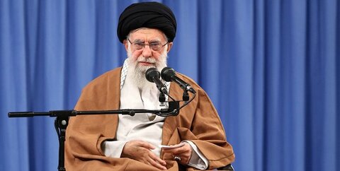 توطئه بسیار خطرناکی توسط مردم نابود شد/ تعظیم خودم را تقدیم ملت میکنم
رهبری