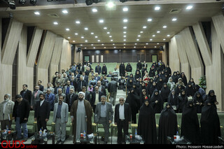 رونمایی از کتاب تا ابد با تو میمانم