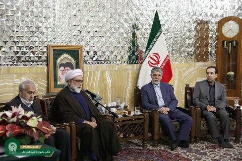 امیدواریم با همکاری وزارت فرهنگ و ارشاد اسلامی گامی نو در نشر معارف دین برداریم تولیت آستان قدس