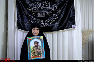 اعظم خدادادپور همسر شهید محمدعلی خادمی که ۱۵ سال با هم زندگی کردند و ثمره ان دو فرزند به نام های محمدجواد و نگار است. شهید خادمی در سال ۶۰ متولد شد و در شهریور ۹۴ در حلب به شهادت رسید.