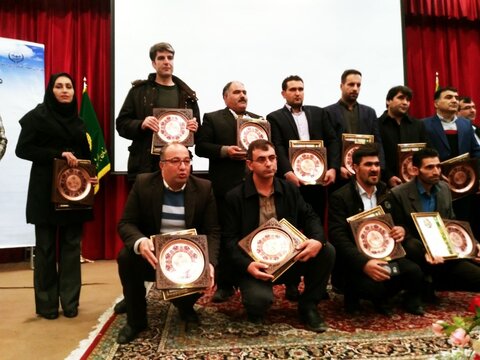 برگزیدگان نمونه ملی و استانی در بخش کشاورزی تجلیل شدند تجلیل از کشاورزان نمونه استان زنجان