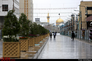 آغاز سال نو در خیابان های اطراف حرم مطهر رضوی