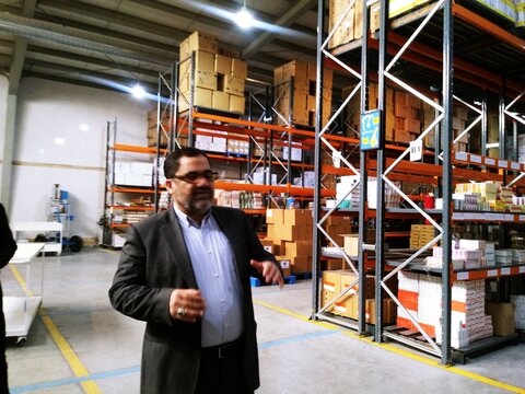 داروخانه های دولتی سفارش ماسک از بخش خصوصی نمی گیرند مدیر عامل شرکت تعاونی داروسازان زنجان
