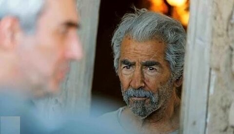 «خروج» حاتمی کیا به شبکه نمایش خانگی آمد فیلم سینمایی «خروج»