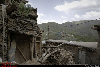 آغاز تخریب بافت تاریخی روستای کنگ - خراسان رضوی