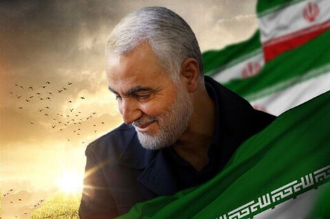 فیلمی از لحظه تدفین حاج قاسم سلیمانی توسط قالیباف
سردار سلیمانی
