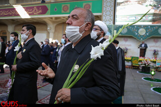 آیین خطبه خوانی در حرم حضرت معصومه سلام الله علیها در آغاز دهه کرامت